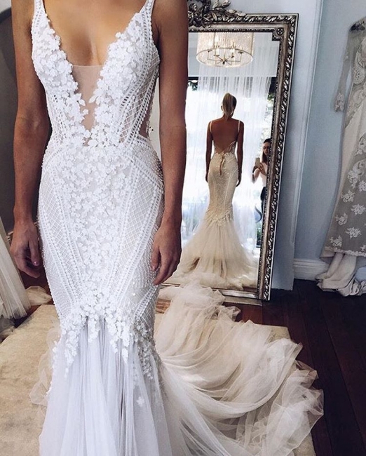 Elegant Open Back Appliques V Neck Mermaid Wedding Dresses