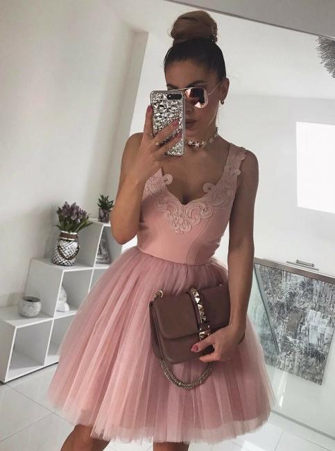 Sexy V-Neck Sleeves A-Line Homecoming Dresses | Tulle Mini Cocktail Dresses