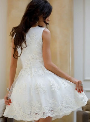 Elegant Lace A-Line Homecoming Dresses | V-Neck Sleeveless White Mini Cocktail Dresses_3